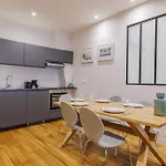 Modern - 2br-5p - Bastille *