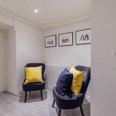 Modern - 2br-5p - Bastille Paris