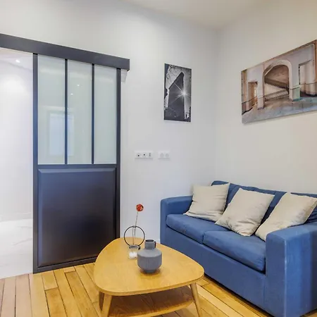 Modern - 2br-5p - Bastille Apartment Paris