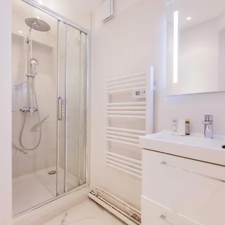 Modern - 2br-5p - Bastille * Париж