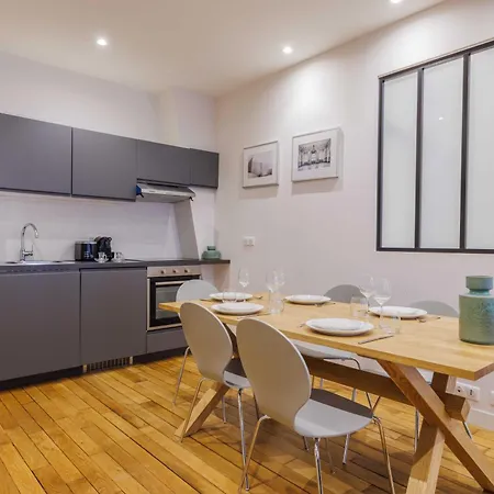 Modern - 2br-5p - Bastille *